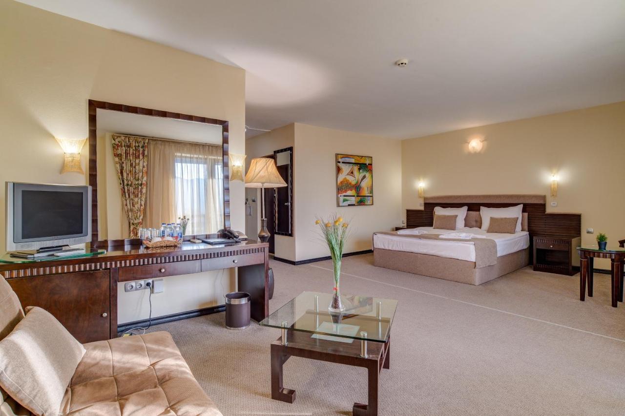 Hotel Bansko Spa & Holidays - Free Parking Экстерьер фото