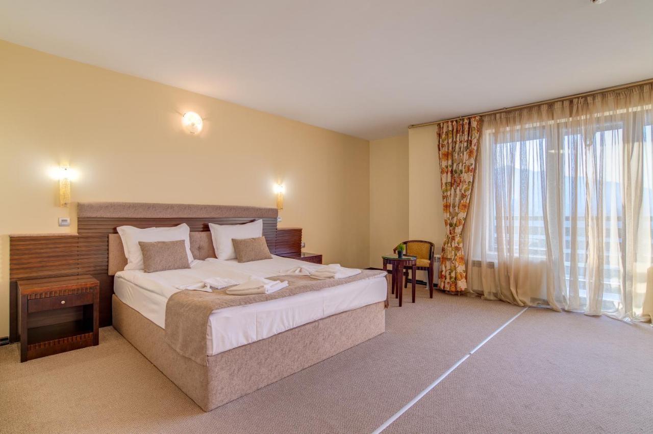 Hotel Bansko Spa & Holidays - Free Parking Экстерьер фото